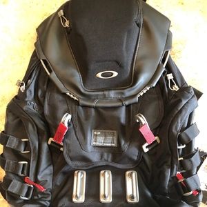 Oakley Kitchen Sink Backpack New with Tags